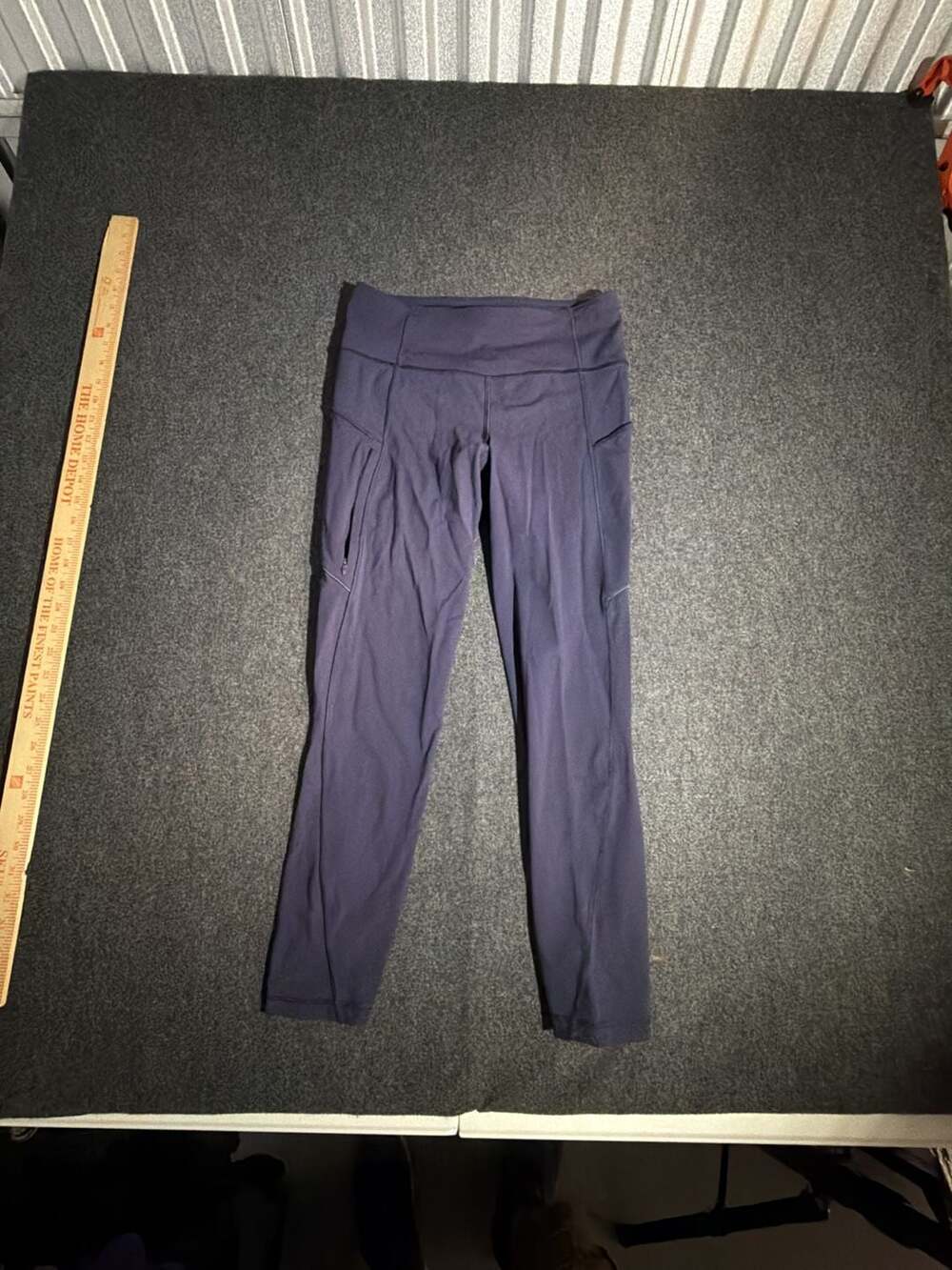 Lululemon Athletica Women's Cargo‎ Leggings with Zip Pockets
